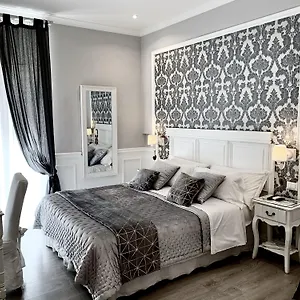 ** Bed & Breakfast Charme & Chic Italië